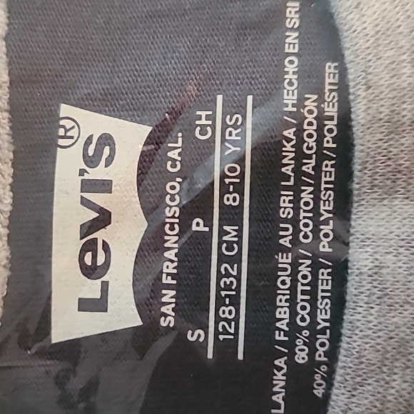 LEVIS BOYS BLUE AND RED SHORT SLEEVE T-SHIRT SIZE SMALL - Picture 5 of 6